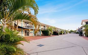 Arlia Sands Apartments